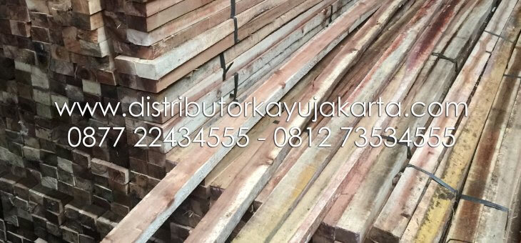 KAYU BORNEO